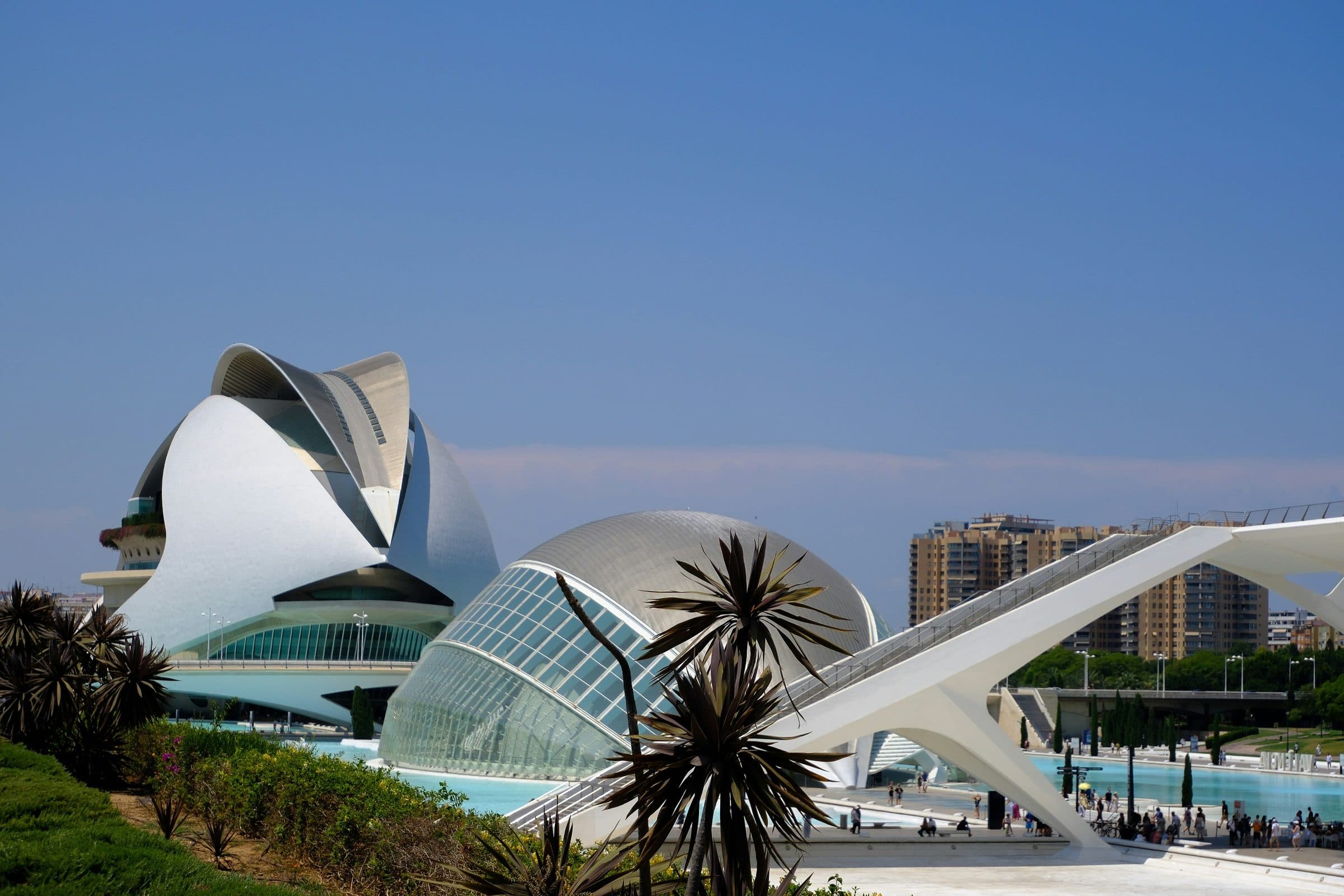 Ciutat de les Arts and new city in Valencia