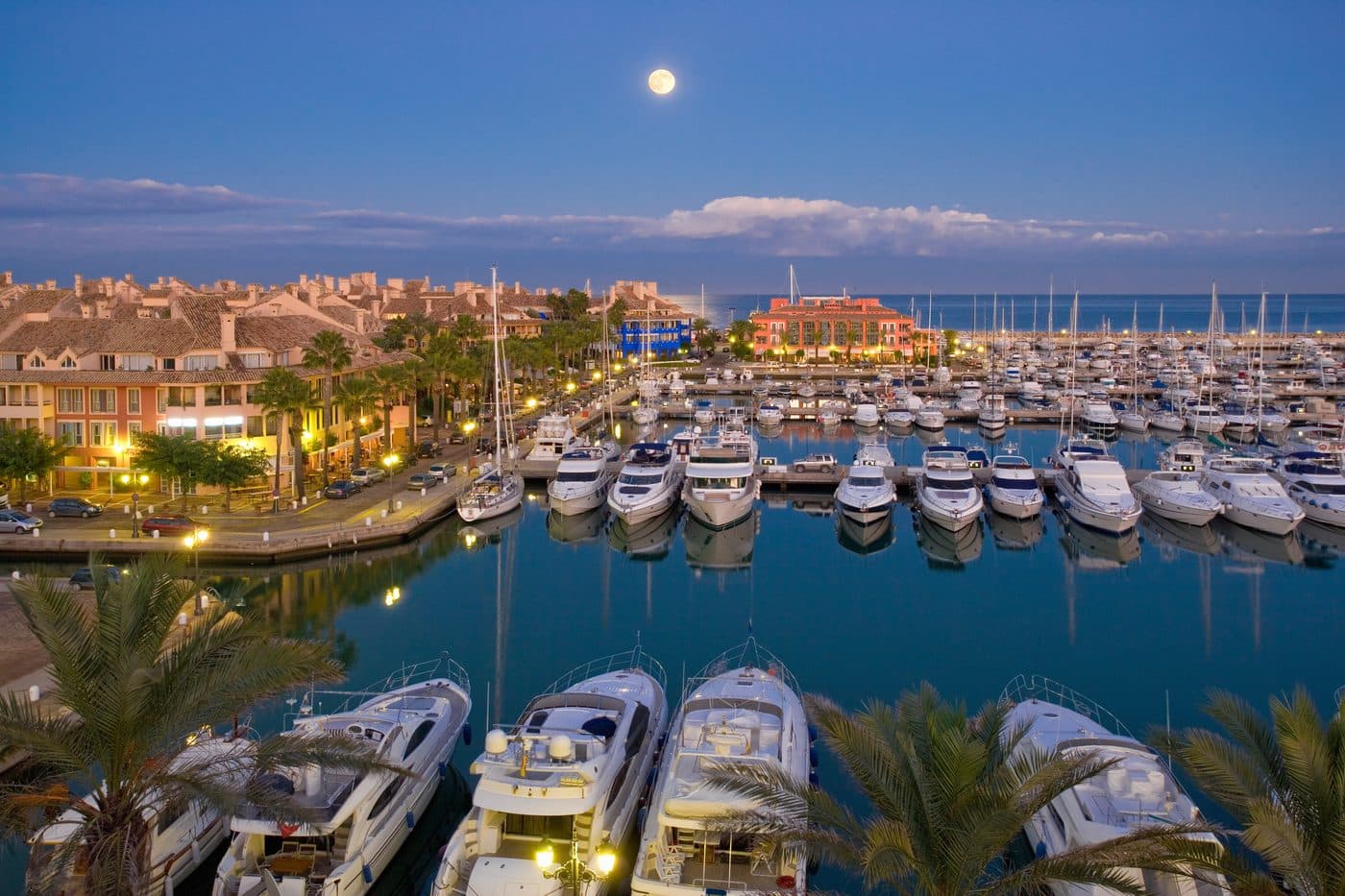 Apartments on the marina of Puerto Sotogrande
