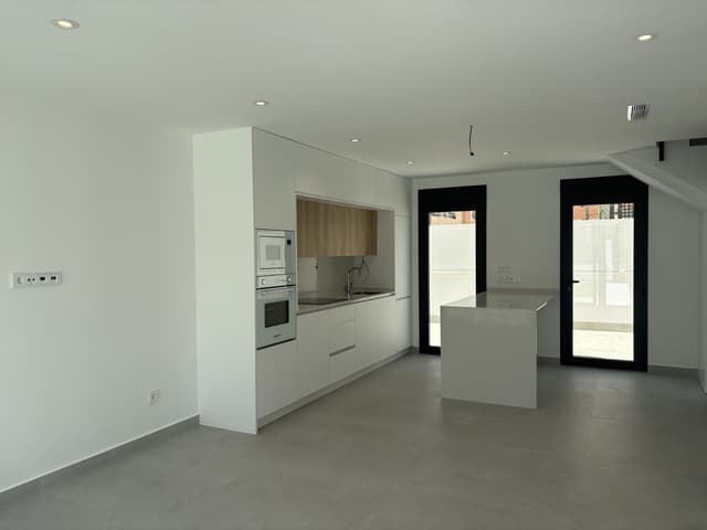 L.A. BEACH Signature Villas — 04.jpg