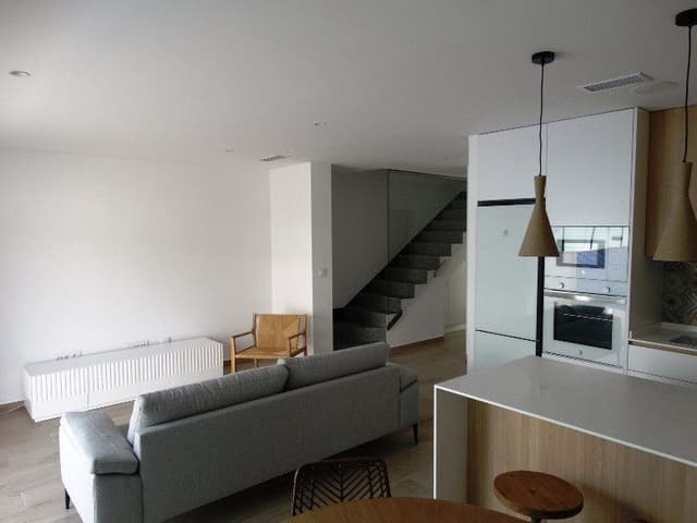 Rambla Beach Semis — 05.jpg
