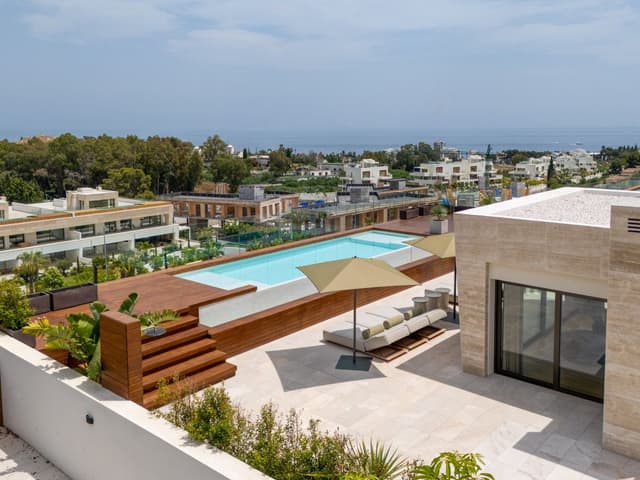Skyvilla 6 — 02.jpg