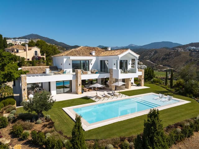 Villa Amara — 02.jpg