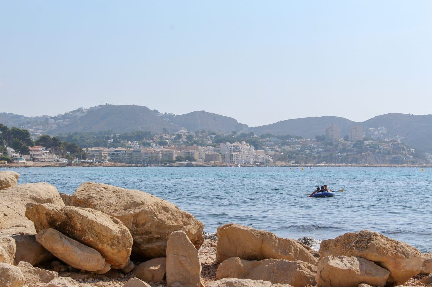 Hillside villas with sea views in Benimeit near Moraira