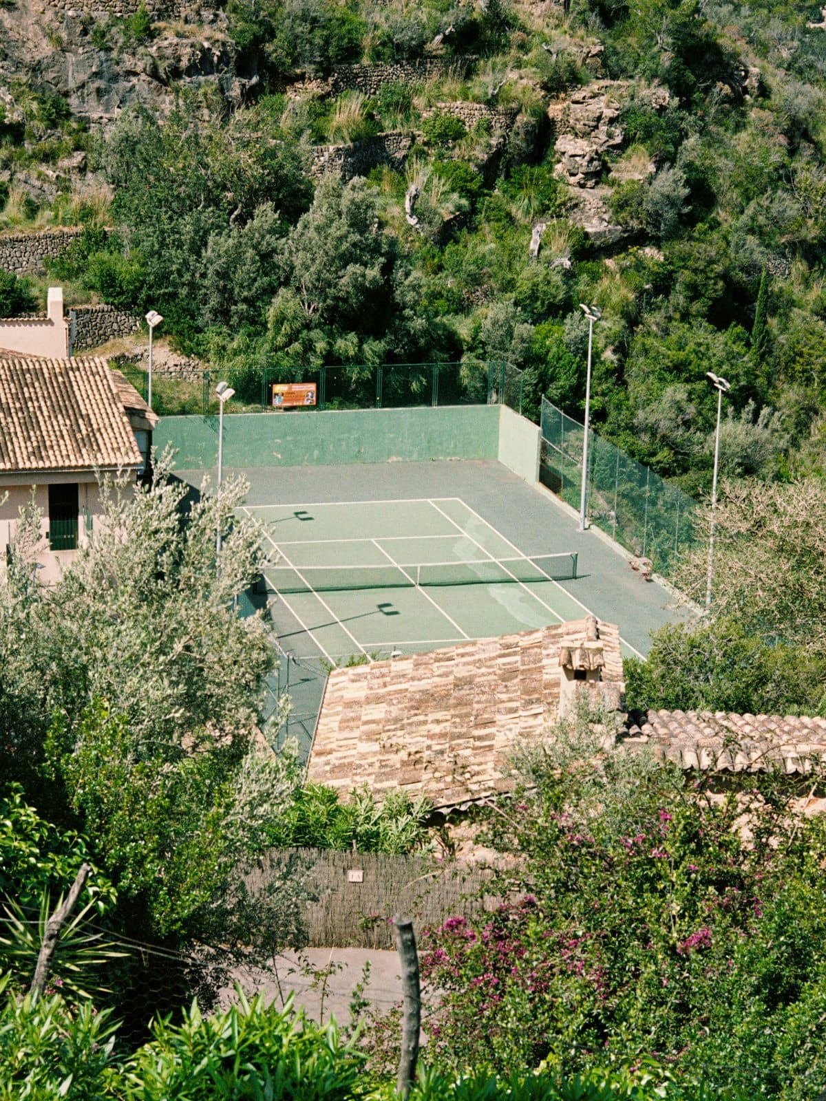 Padel-baan in Nueva Andalucía